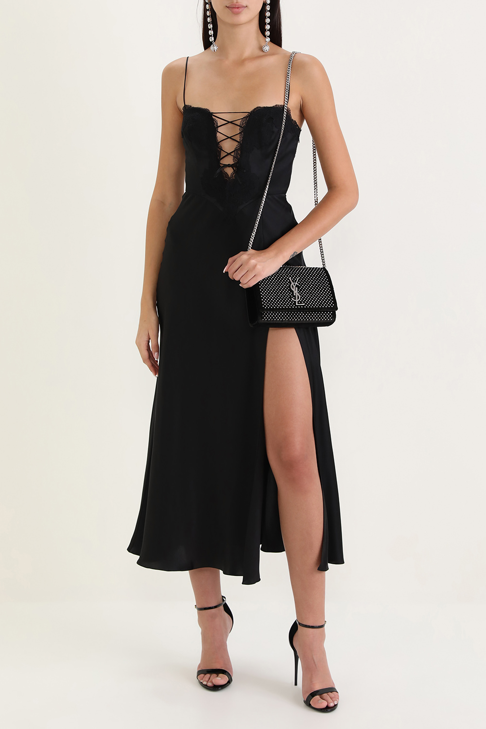 שמלת מידי ממשי סאטן בעיטור תחרה